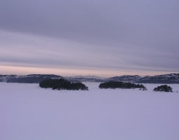 Der zugefrorene See in der Naehe von Troldhaugen